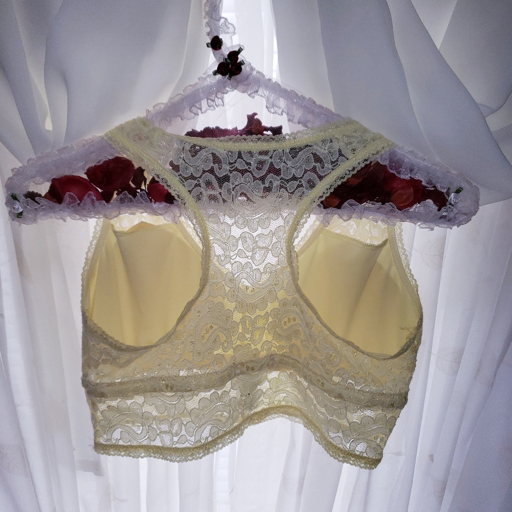 Maurices Plus Sz 0, Yellow Lace Bralette, T-Back, Removable Pads, NWOT - Picture 2 of 7